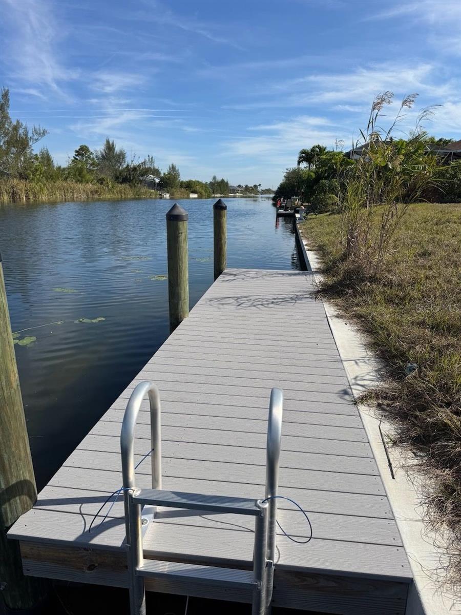 Image 7 of 14 For 3113 Diplomat Parkway W