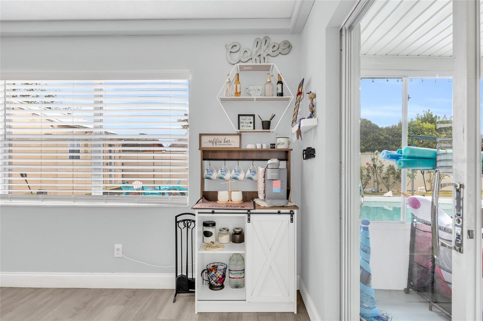 Image 16 of 48 For 2952 Carriage Drive