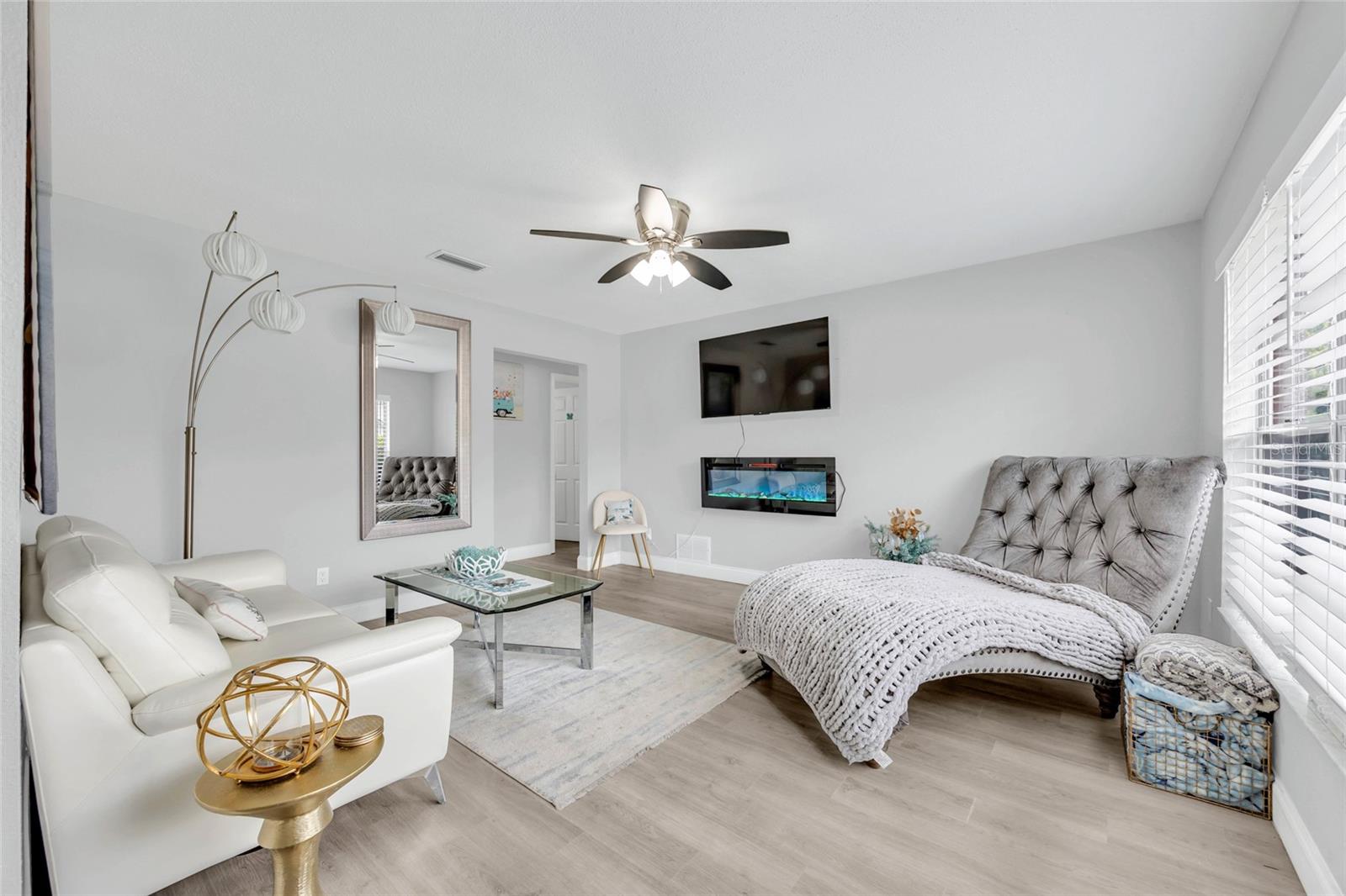 Image 22 of 48 For 2952 Carriage Drive