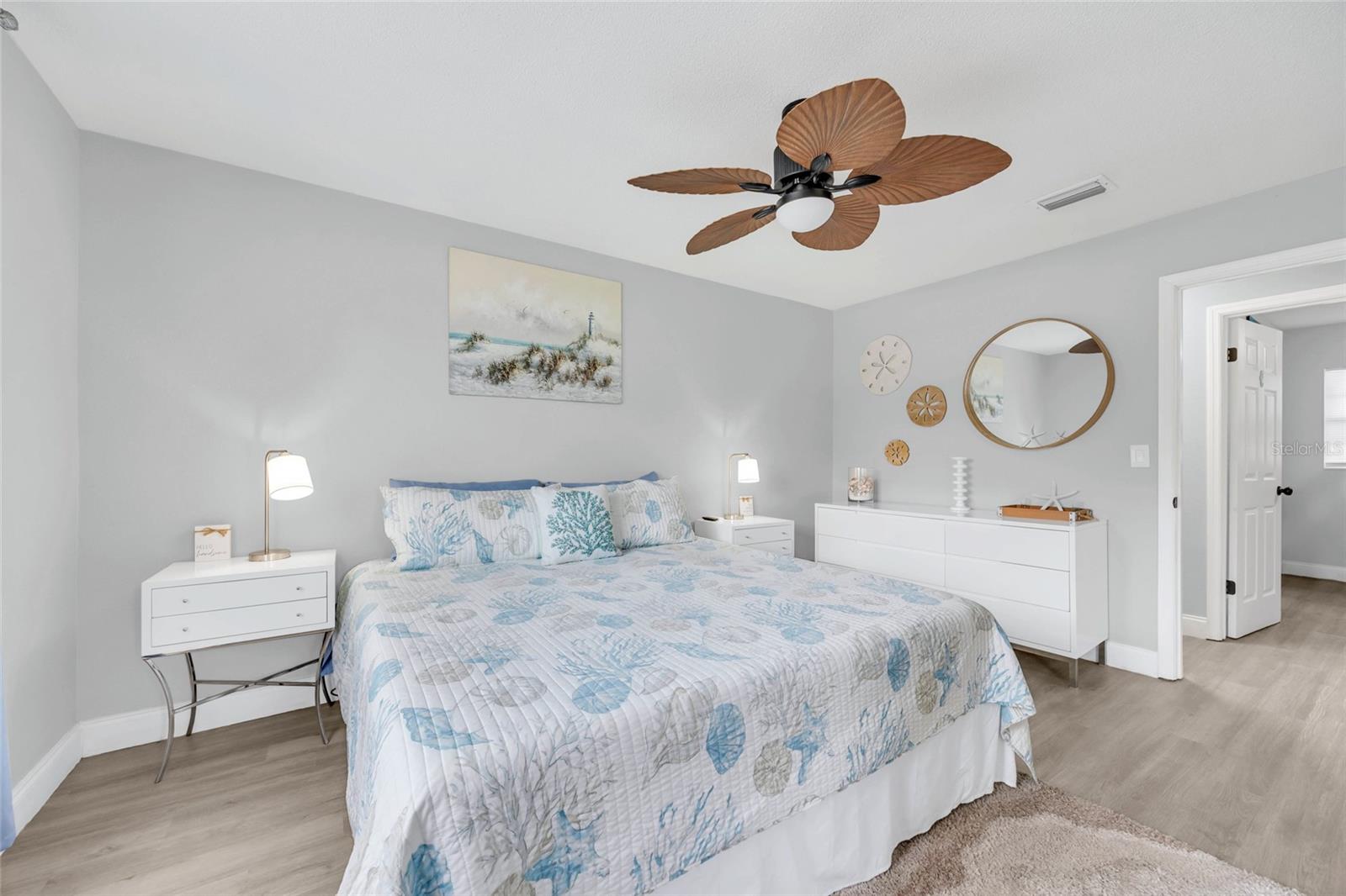 Image 27 of 48 For 2952 Carriage Drive