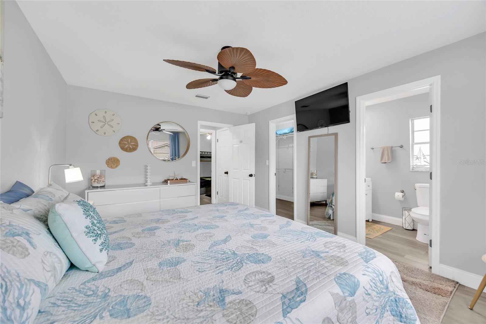 Image 28 of 48 For 2952 Carriage Drive