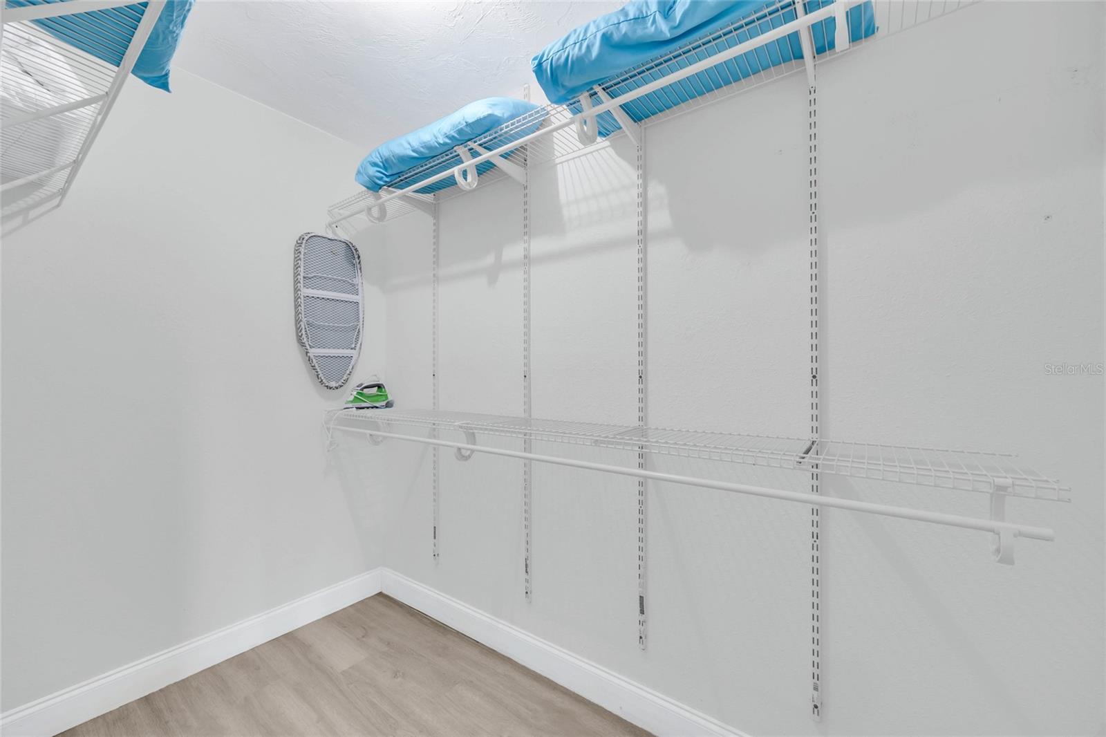 Image 31 of 48 For 2952 Carriage Drive