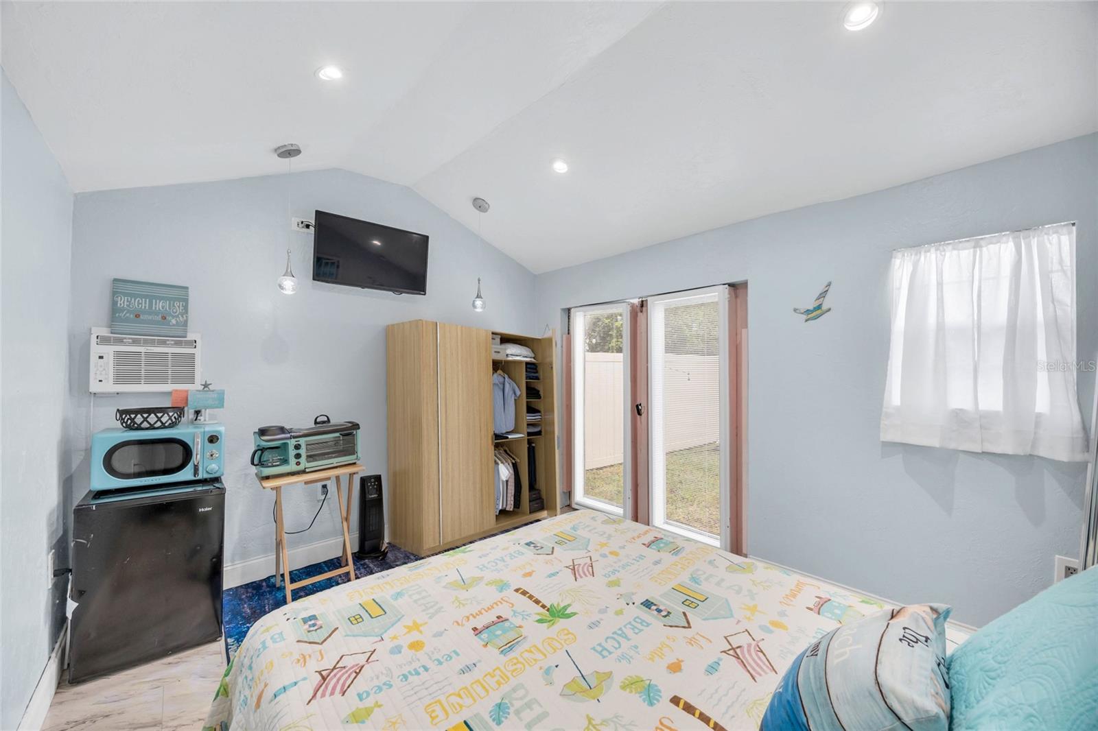 Image 35 of 48 For 2952 Carriage Drive