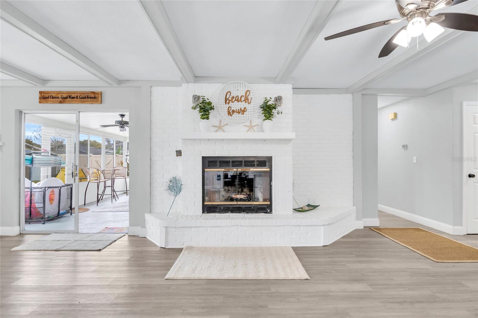 Image 6 of 48 For 2952 Carriage Drive