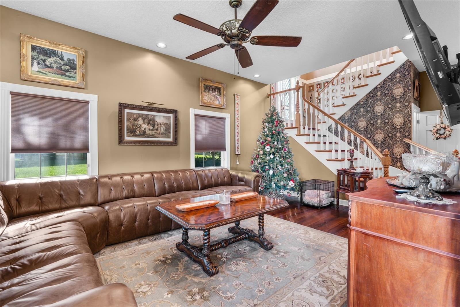 Image 12 of 57 For 126 Palmetto Avenue