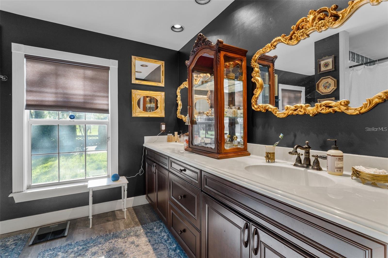 Image 25 of 57 For 126 Palmetto Avenue