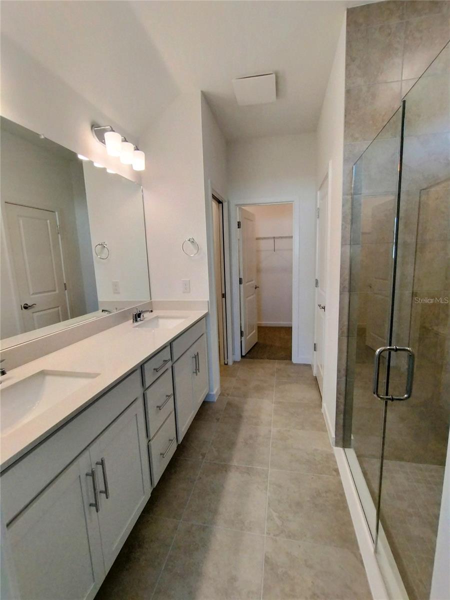 Image 18 of 37 For 33325 Binding Ties Lane