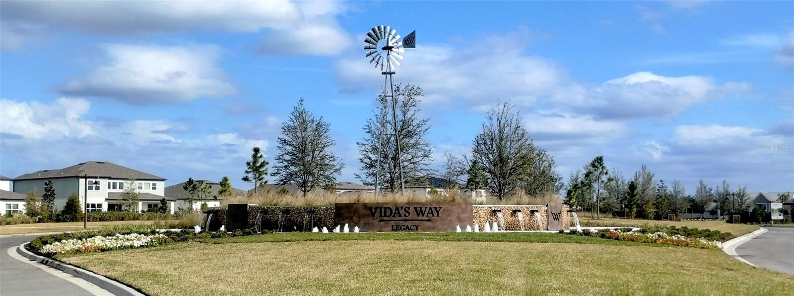 Image 2 of 37 For 33325 Binding Ties Lane