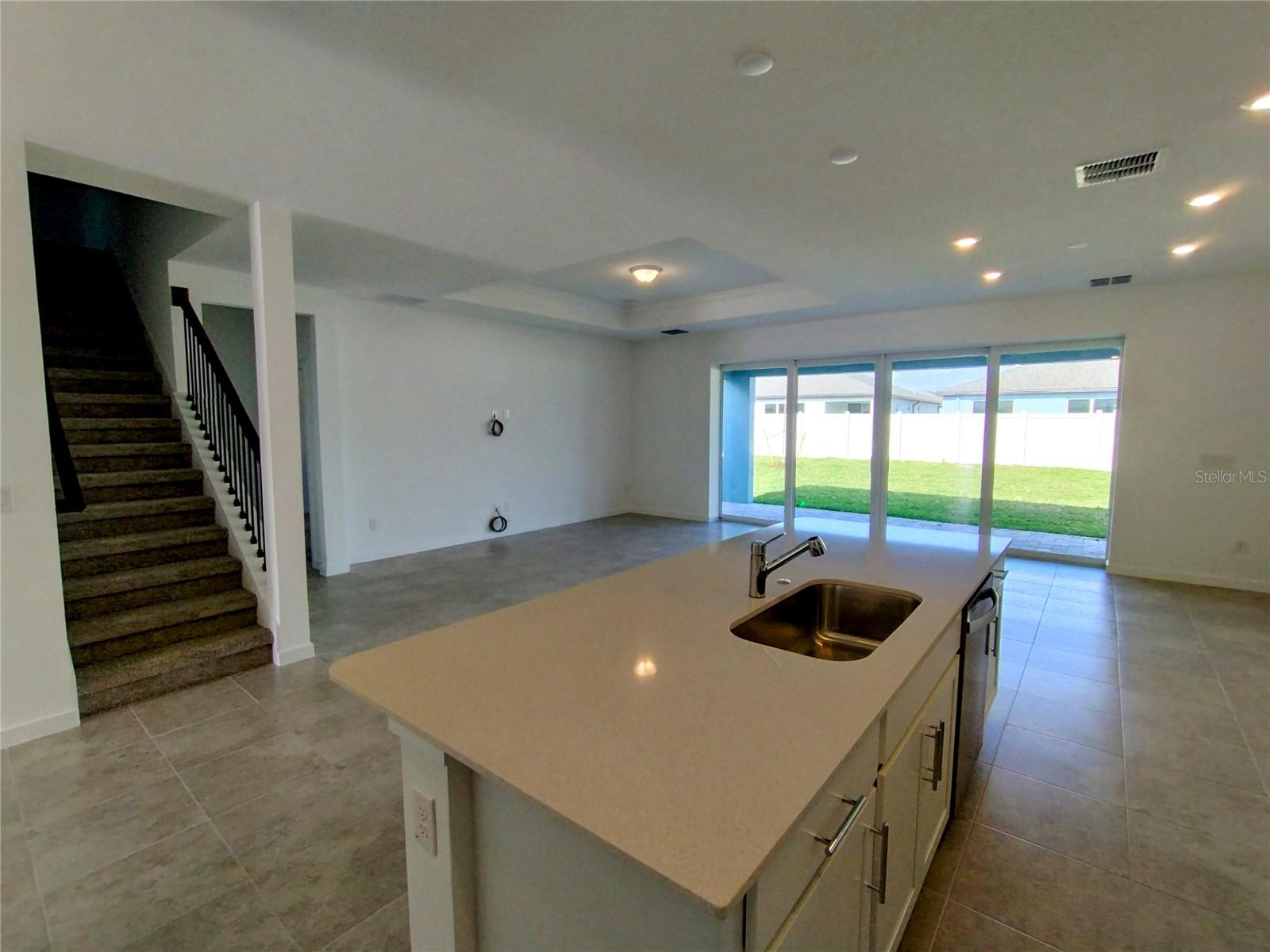 Image 7 of 37 For 33325 Binding Ties Lane