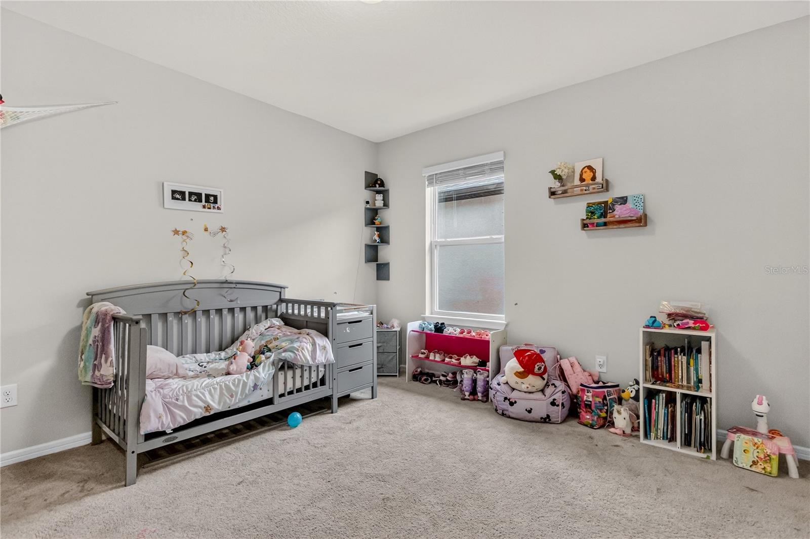 Image 16 of 38 For 906 Swaying Sawgrass Avenue