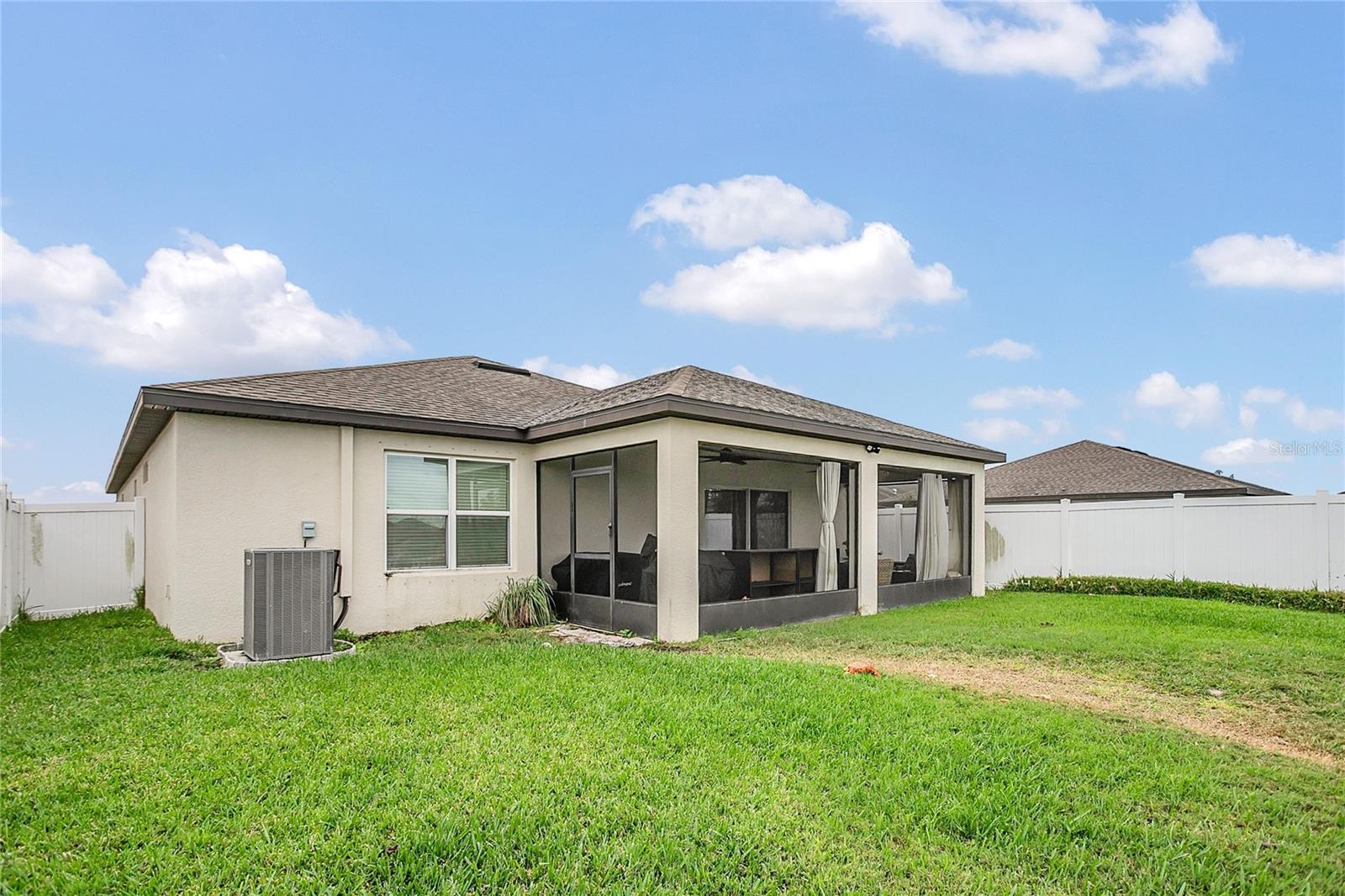 Image 27 of 38 For 906 Swaying Sawgrass Avenue