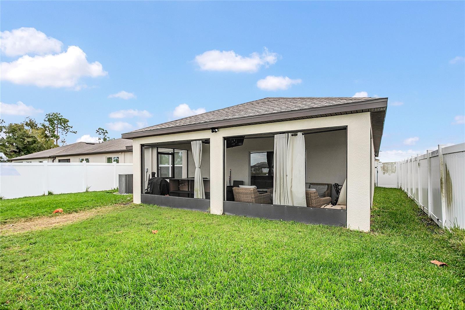 Image 29 of 38 For 906 Swaying Sawgrass Avenue