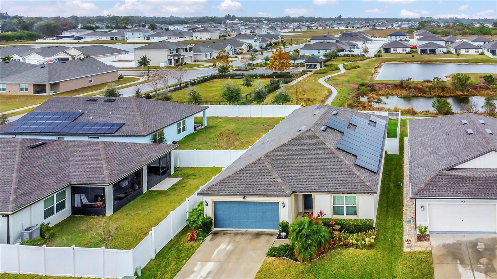 Image 33 of 38 For 906 Swaying Sawgrass Avenue