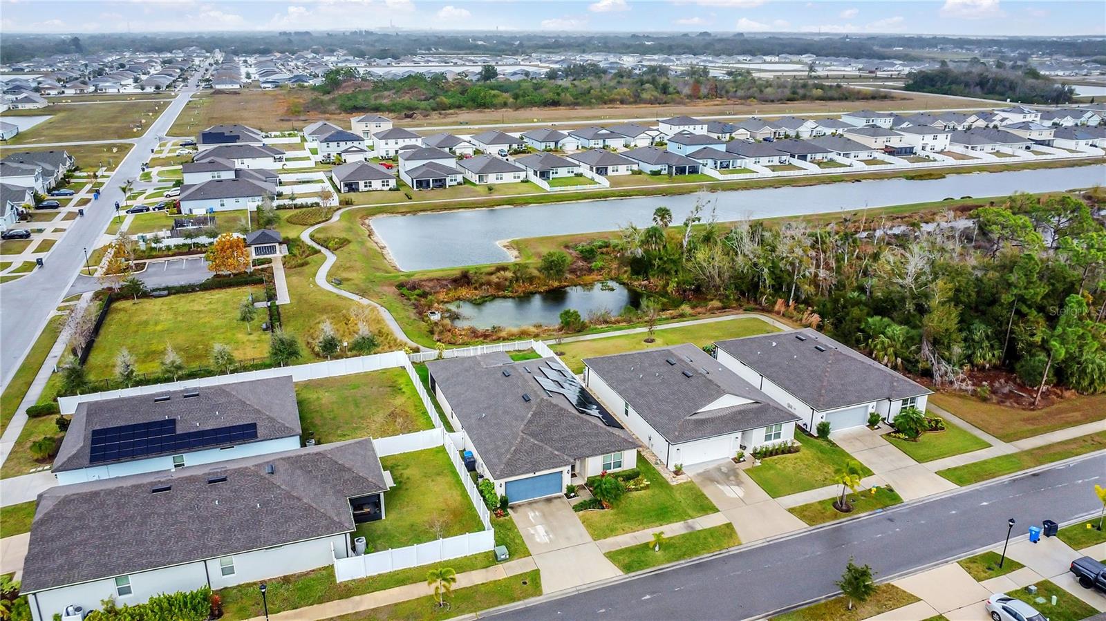 Image 36 of 38 For 906 Swaying Sawgrass Avenue