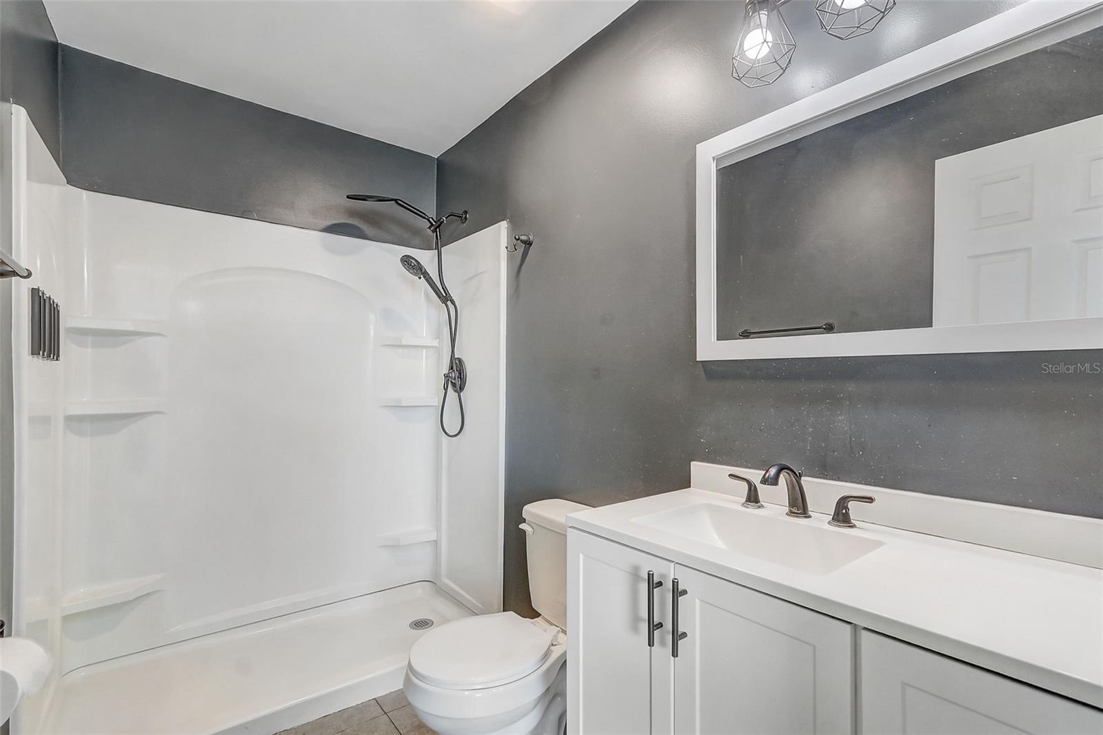 Image 12 of 19 For 2590 State Road 46