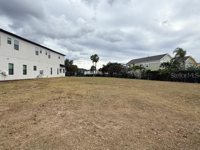 Image 5 of 22 For 1521 Euston Drive