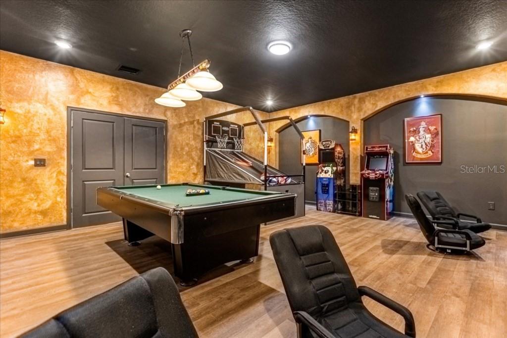 Image 2 of 59 For 2931 Fable Street