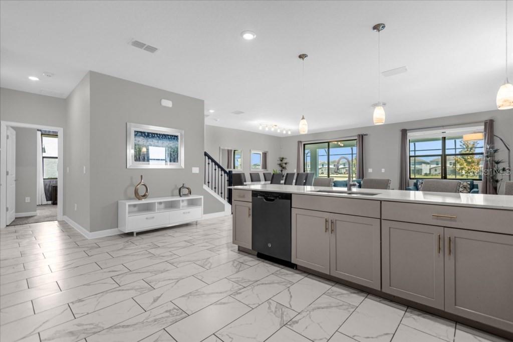 Image 8 of 59 For 2931 Fable Street