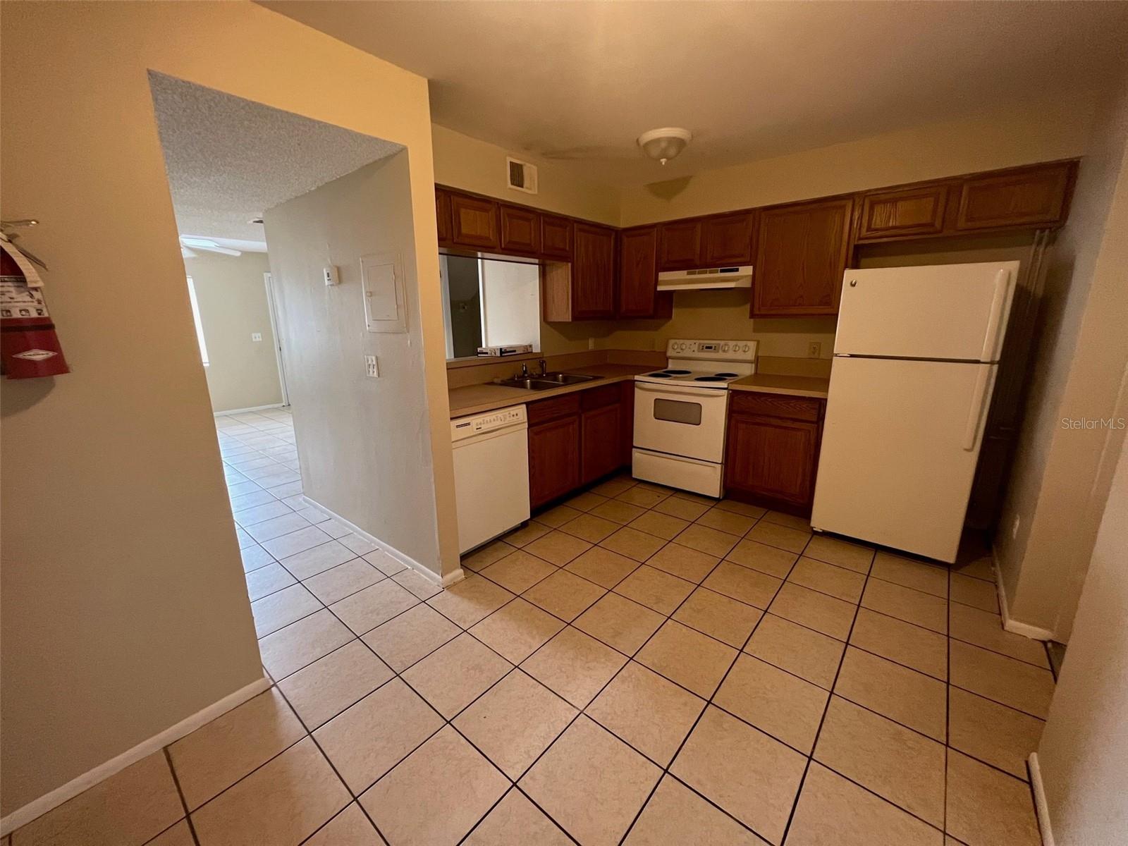 Image 5 of 11 For 207 Moss Road