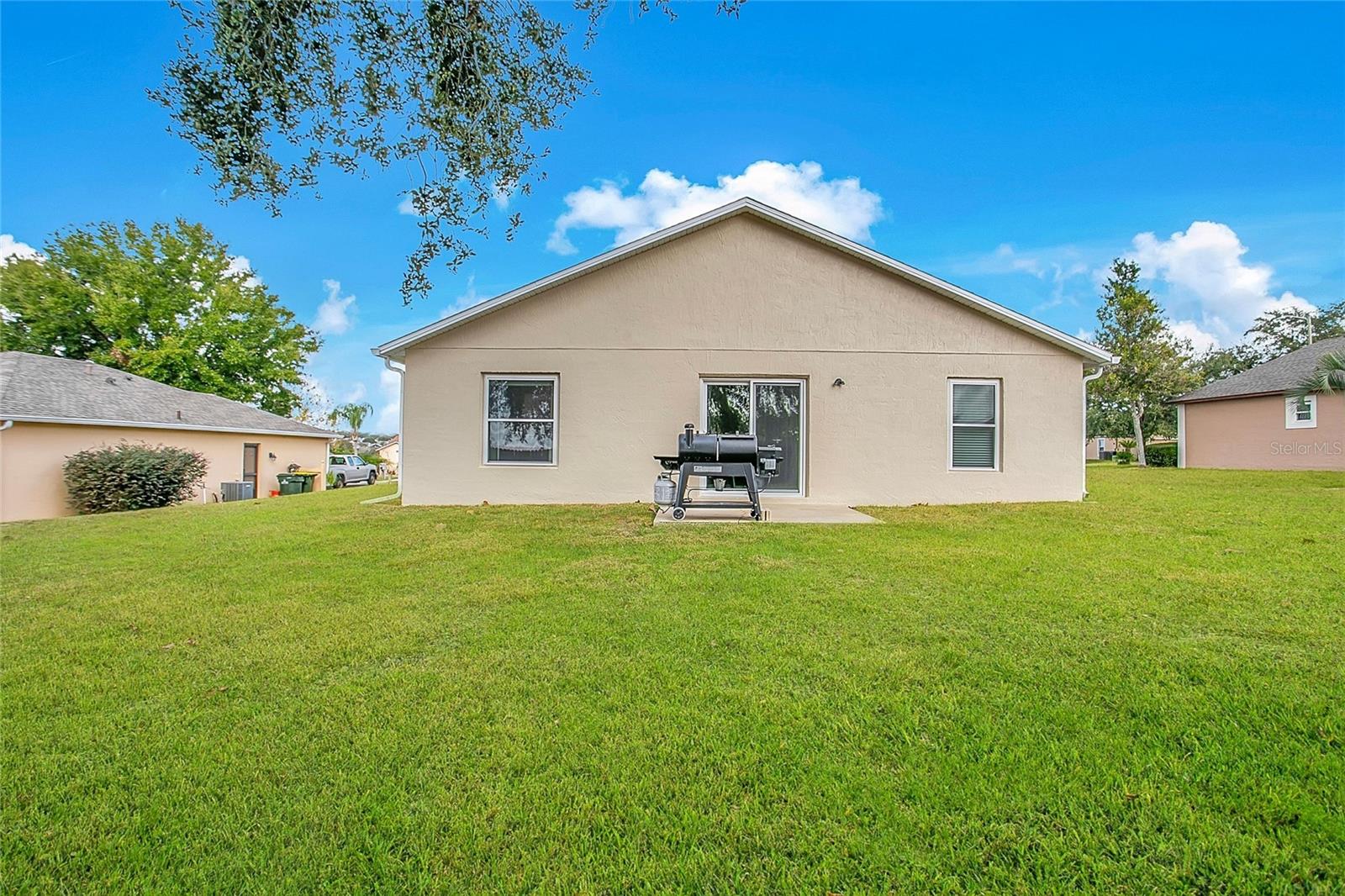 Image 21 of 31 For 1367 Willow Crest Dr