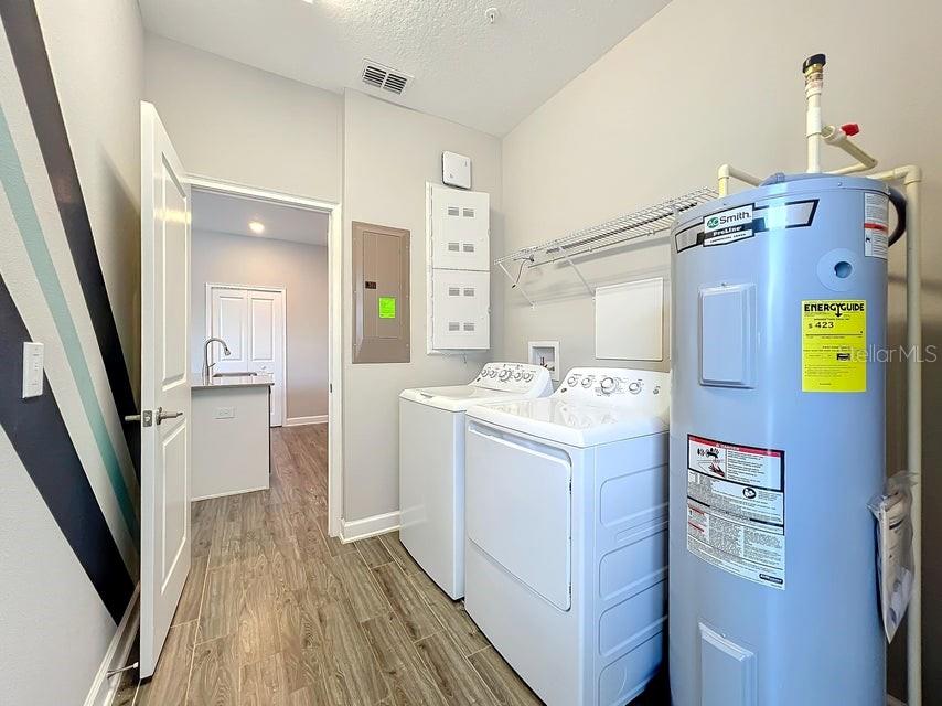 Image 12 of 76 For 11900 Sonnet Avenue