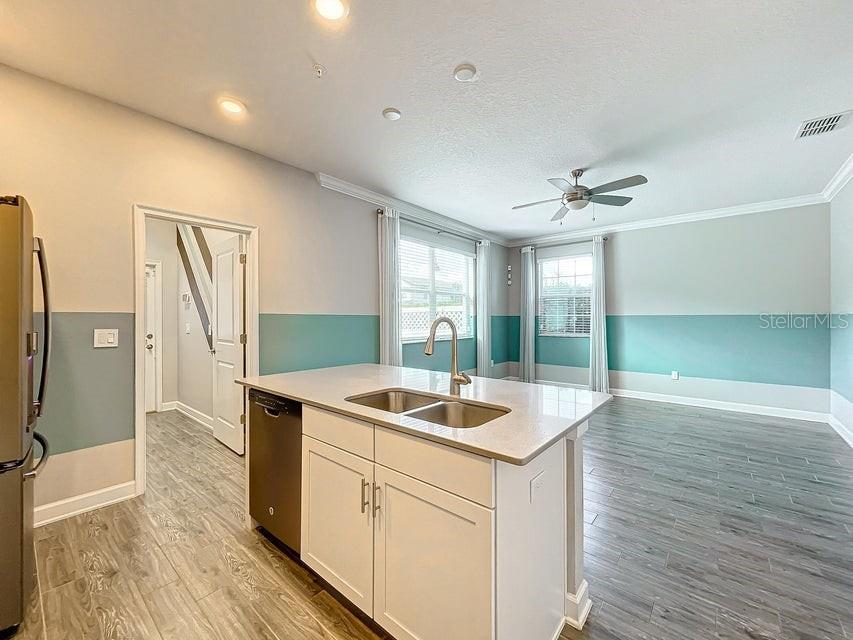 Image 32 of 76 For 11900 Sonnet Avenue