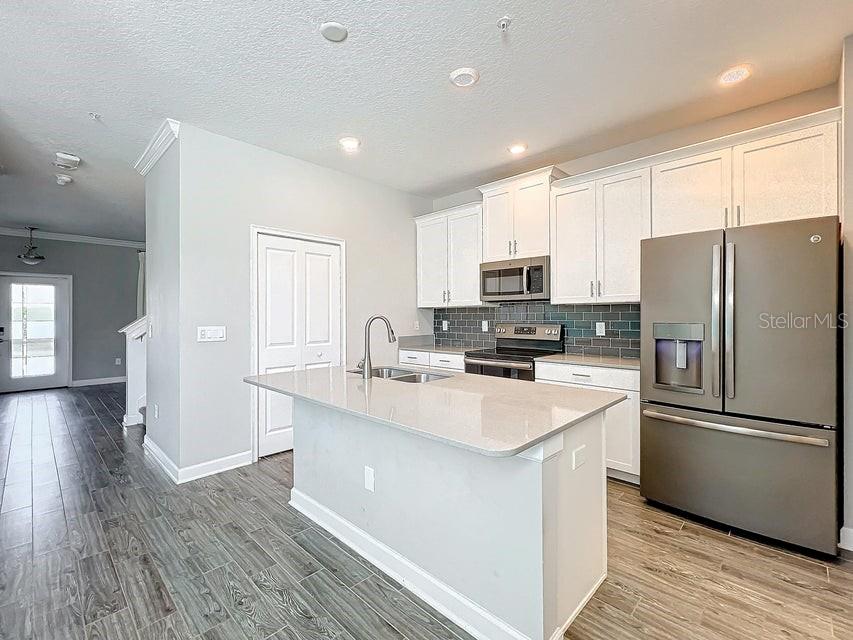 Image 69 of 76 For 11900 Sonnet Avenue