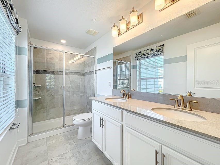 Image 8 of 76 For 11900 Sonnet Avenue