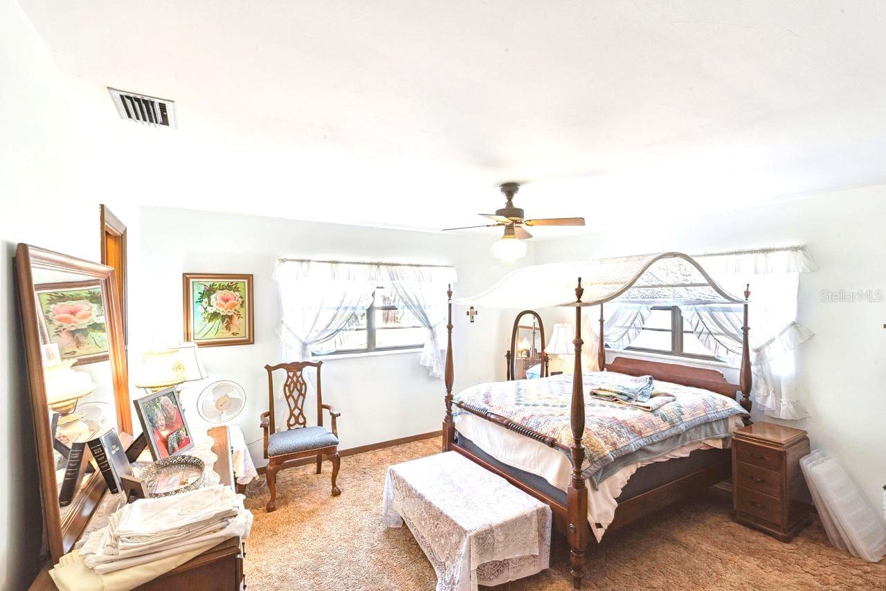 Image 6 of 38 For 301 Shady Woods Road