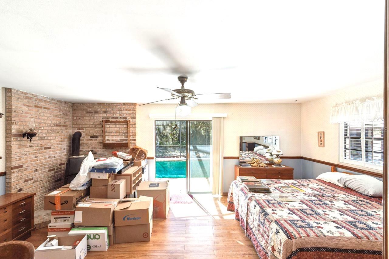 Image 7 of 38 For 301 Shady Woods Road