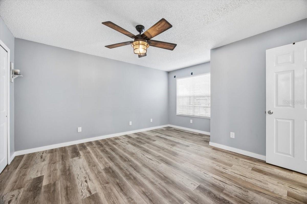 Image 12 of 22 For 943 Bakewell Court 103