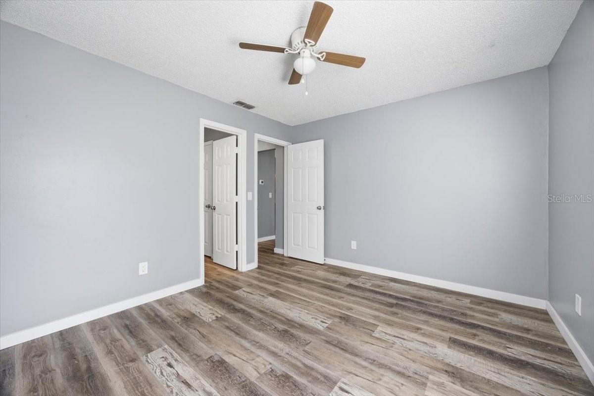 Image 16 of 22 For 943 Bakewell Court 103