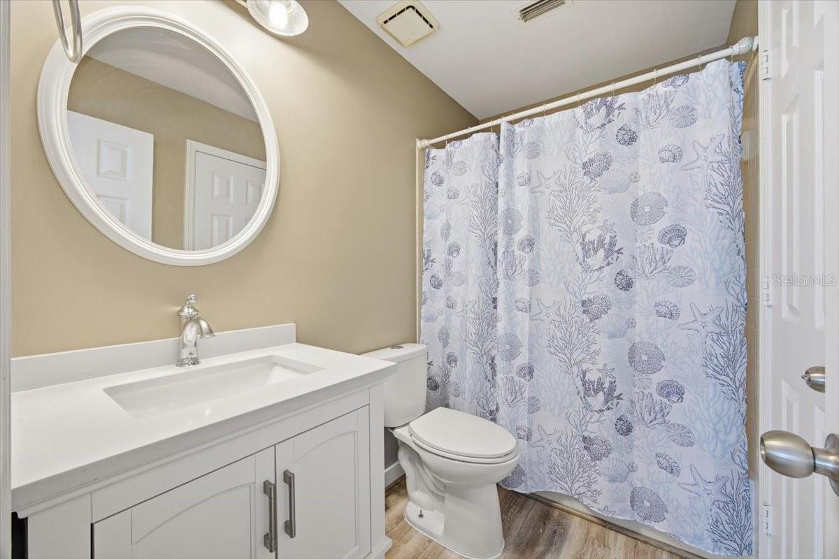 Image 17 of 22 For 943 Bakewell Court 103