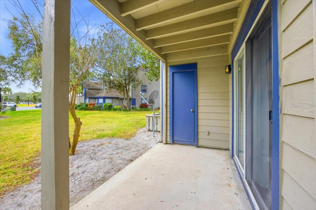 Image 19 of 22 For 943 Bakewell Court 103