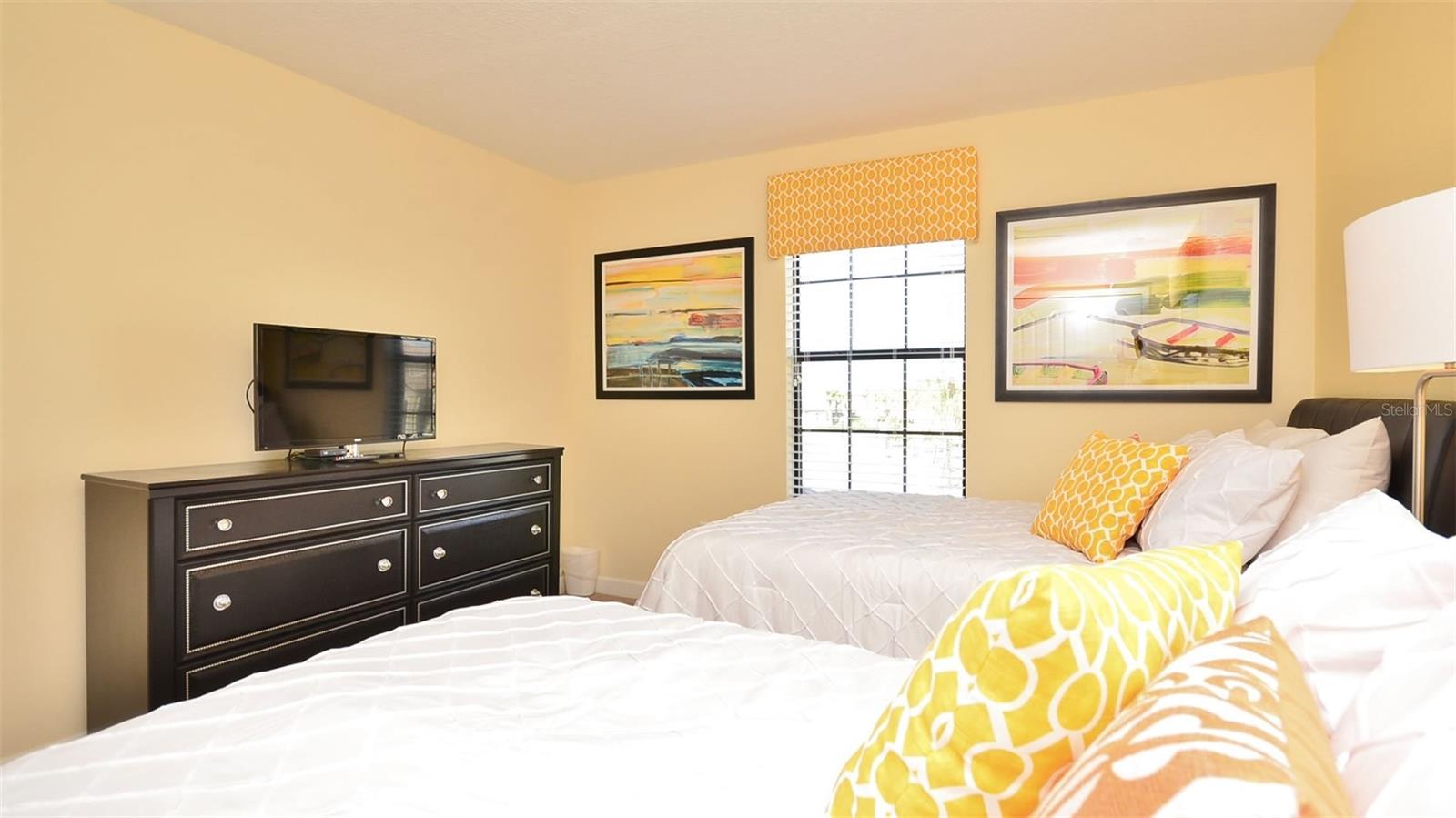 Image 14 of 63 For 1424 Rolling Fairway Drive