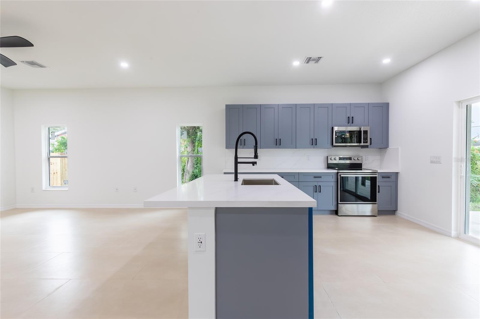 Image 6 of 80 For 3817 Wild Violet Avenue