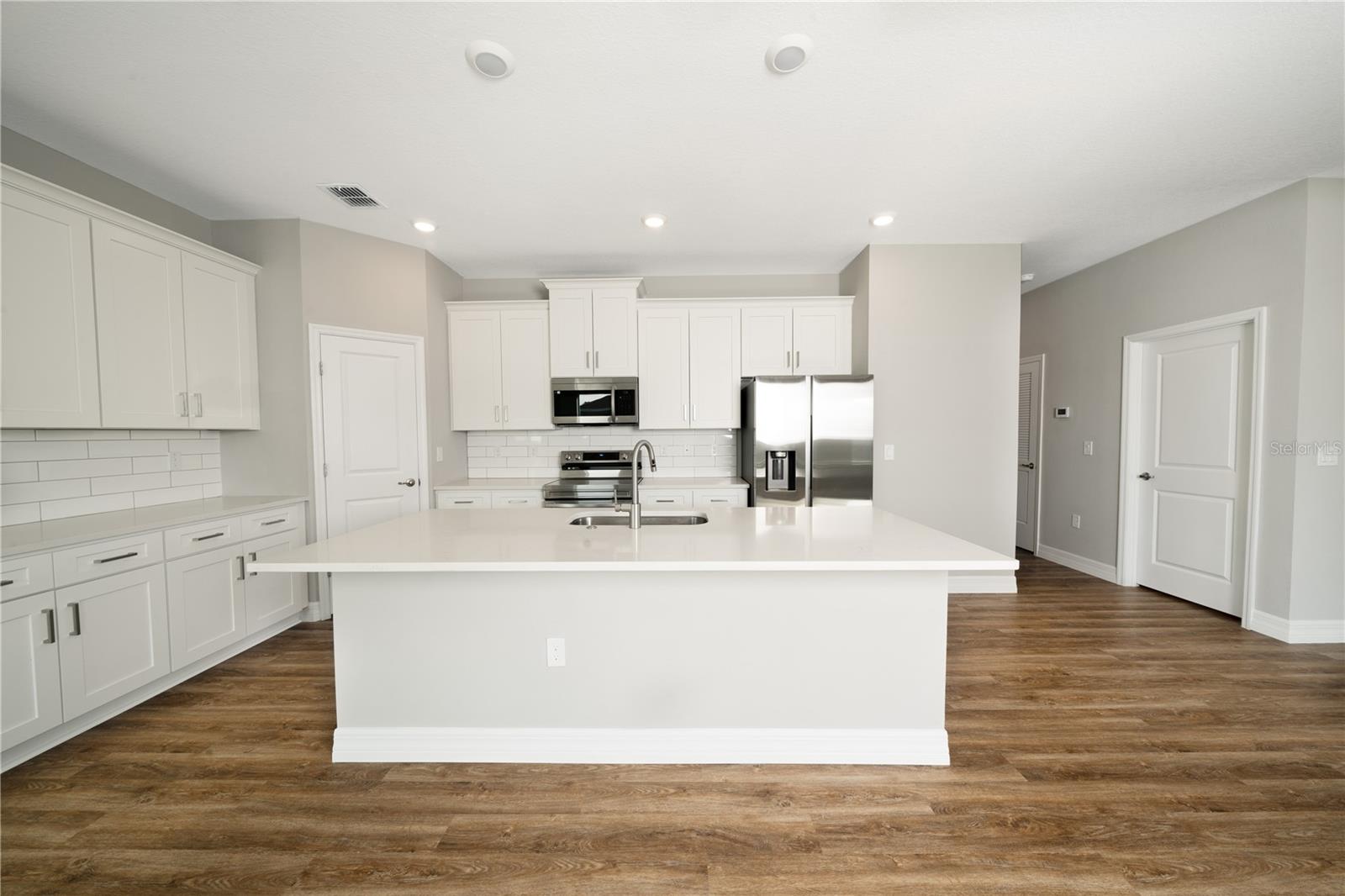 Image 8 of 24 For 6137 Monegro Street