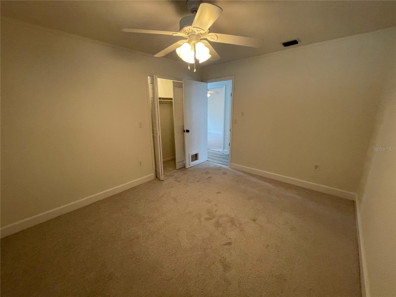 Image 27 of 54 For 517 Hickorywood Avenue