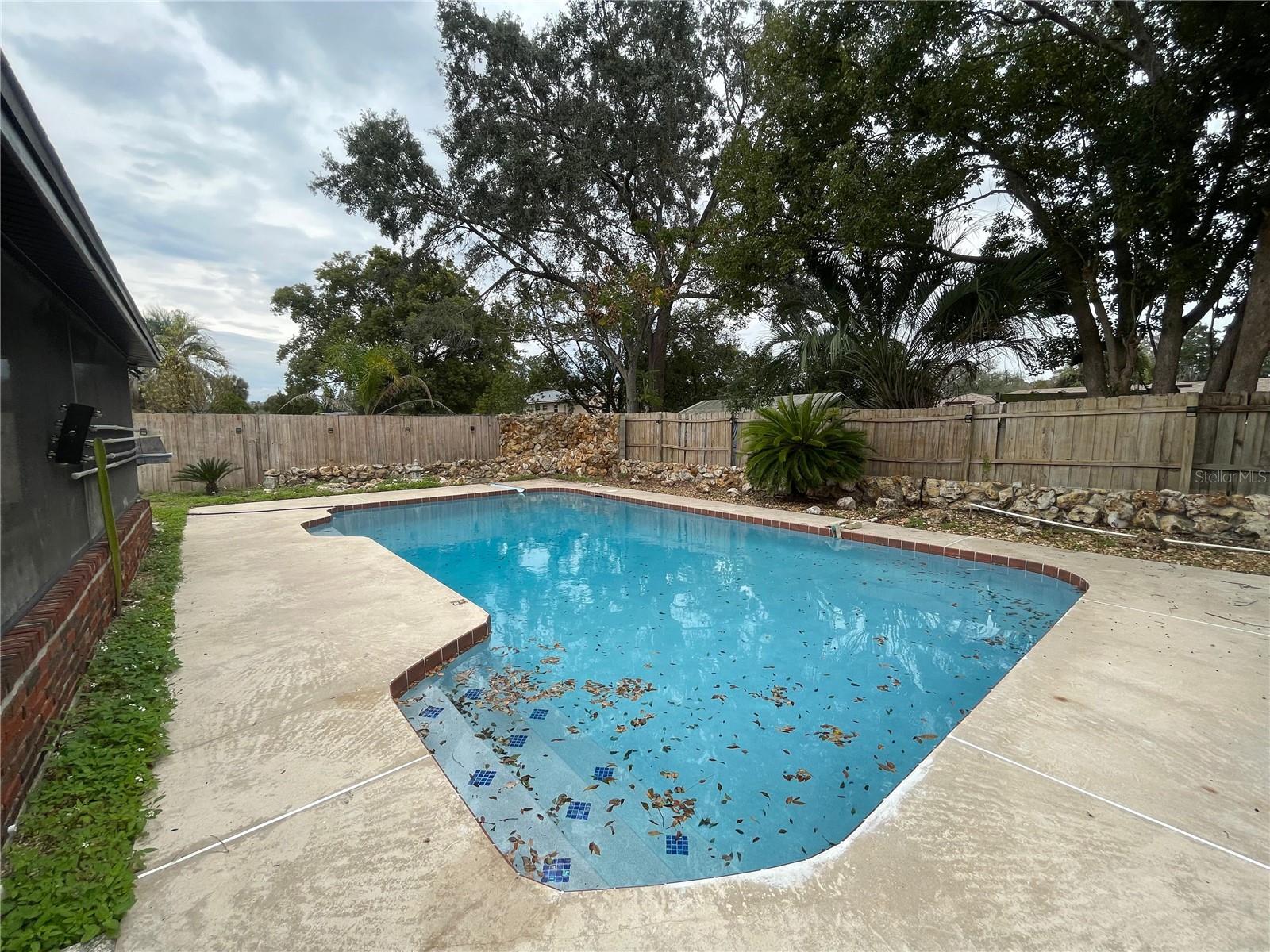 Image 39 of 54 For 517 Hickorywood Avenue