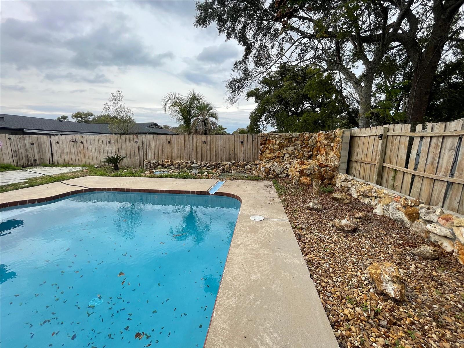 Image 46 of 54 For 517 Hickorywood Avenue