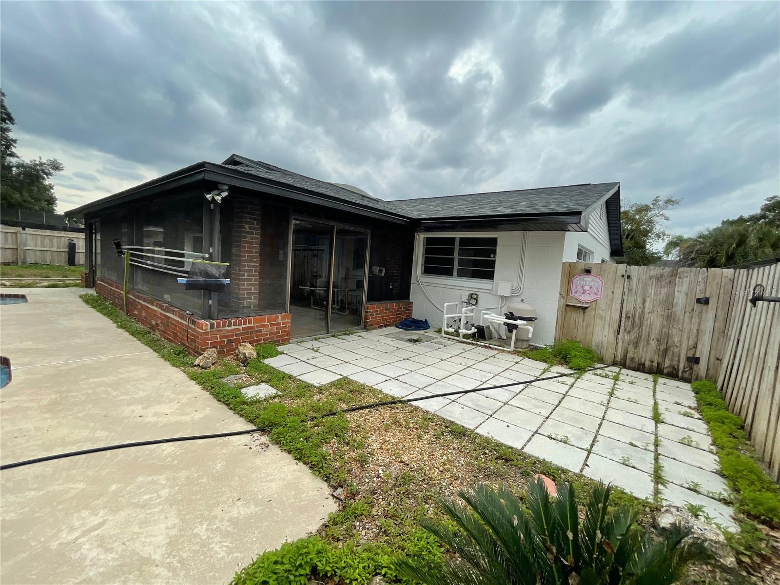 Image 50 of 54 For 517 Hickorywood Avenue