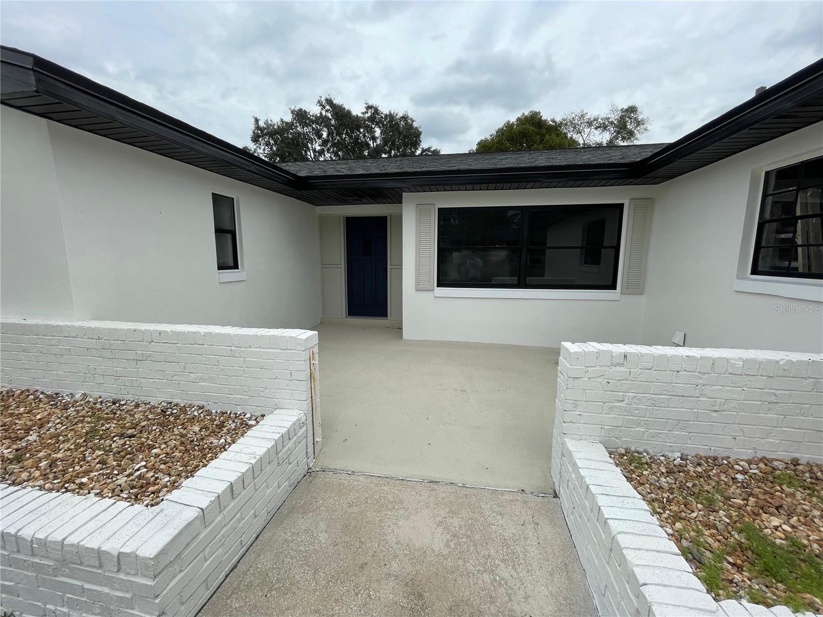 Image 8 of 54 For 517 Hickorywood Avenue