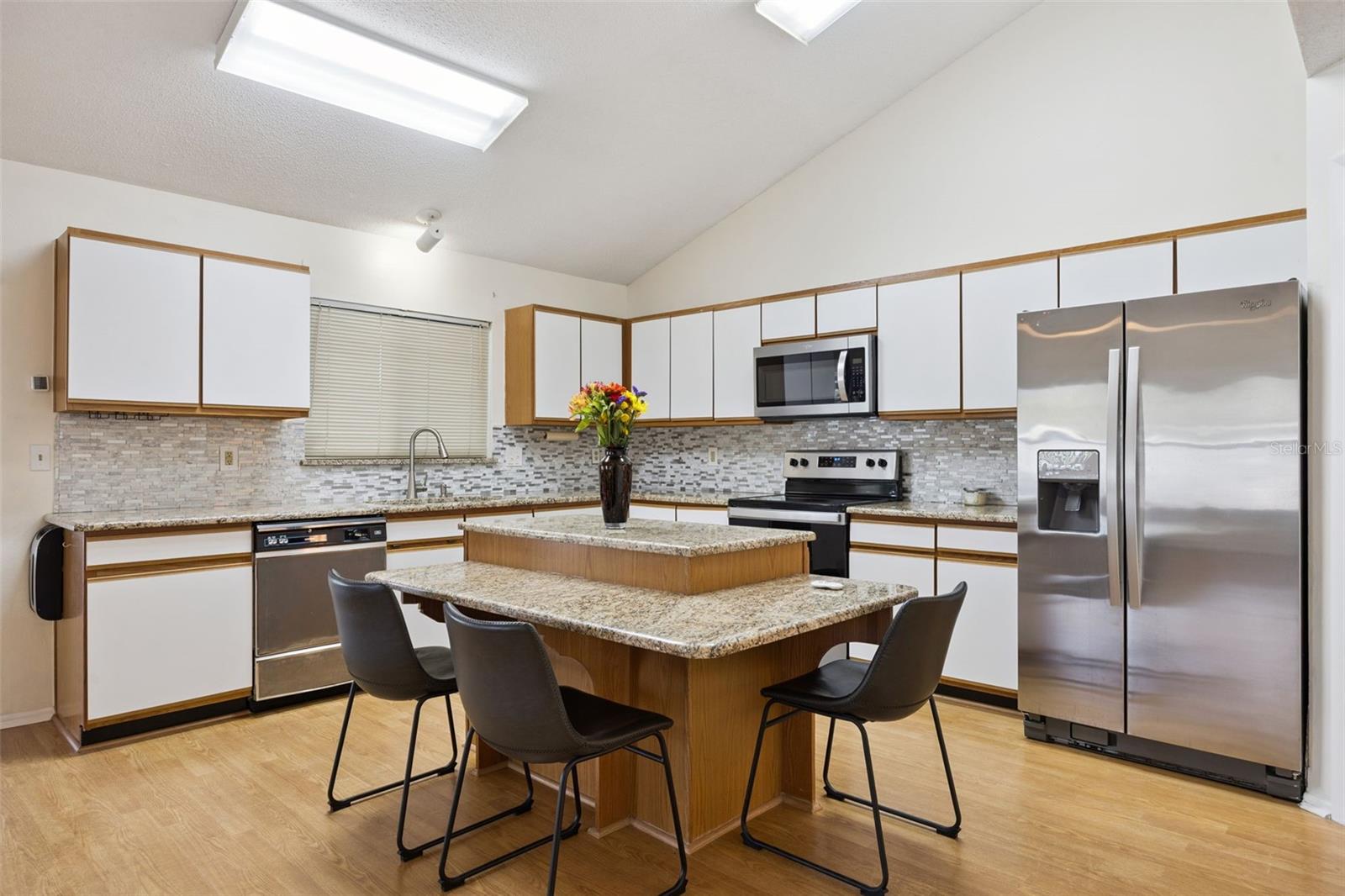 Image 14 of 53 For 7613 Colebrook Drive