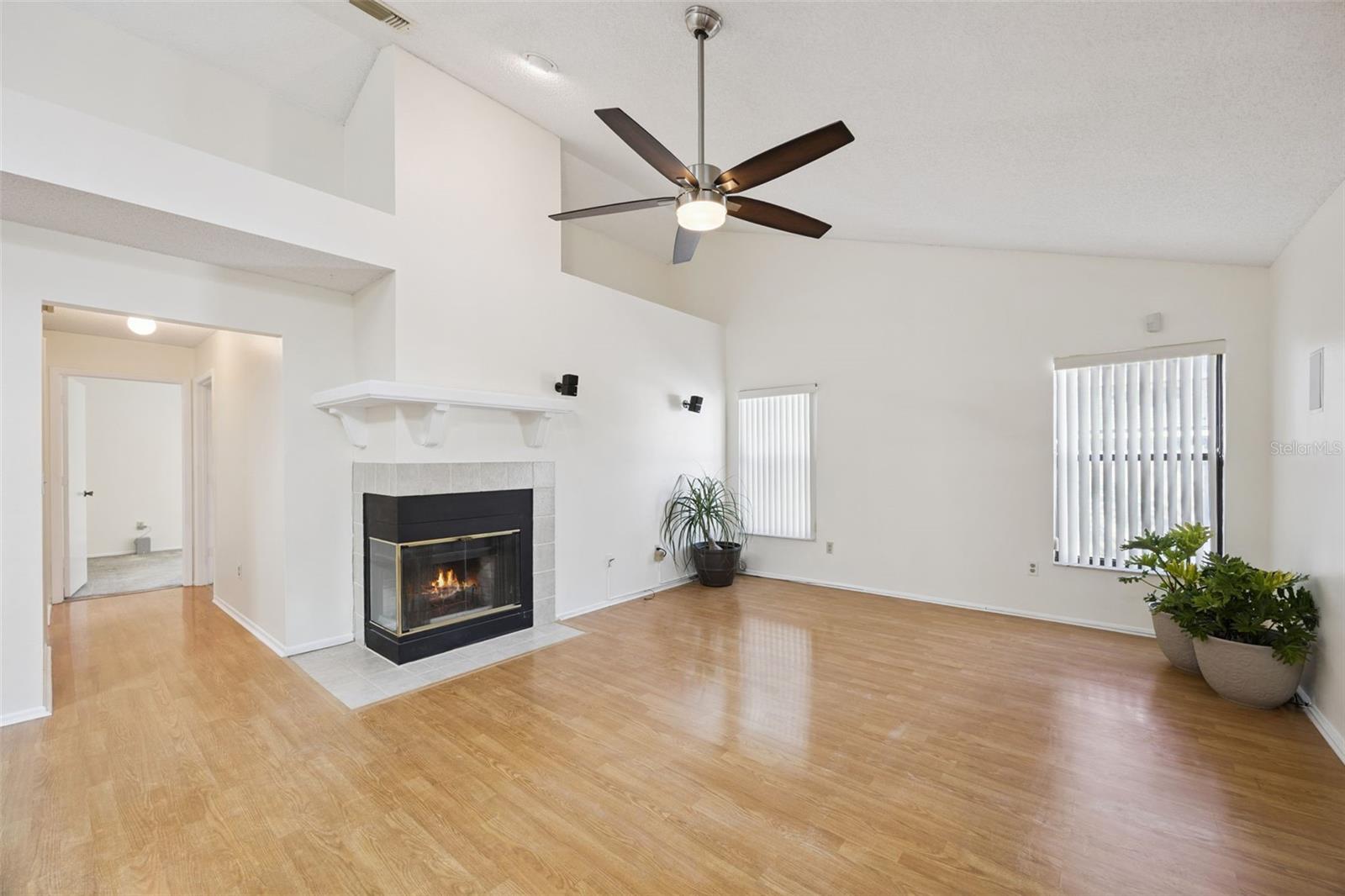 Image 17 of 53 For 7613 Colebrook Drive