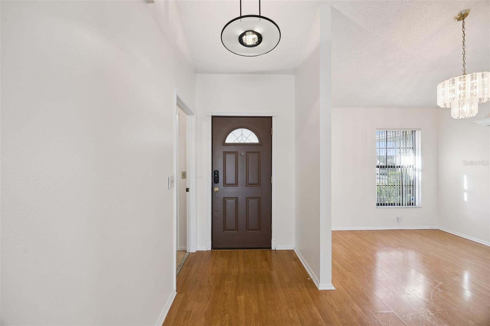 Image 8 of 53 For 7613 Colebrook Drive