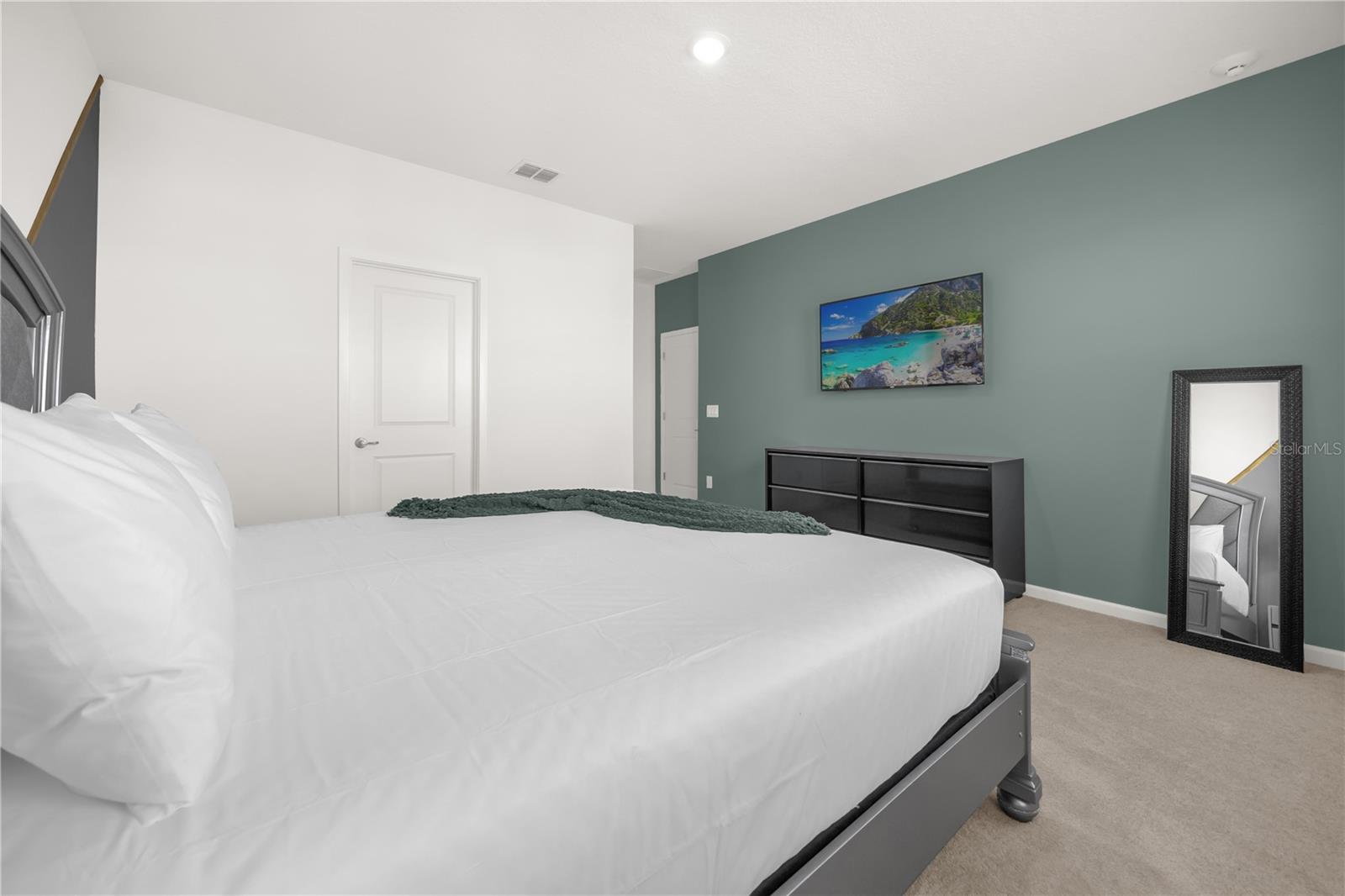 Image 15 of 58 For 2416 Rama Drive