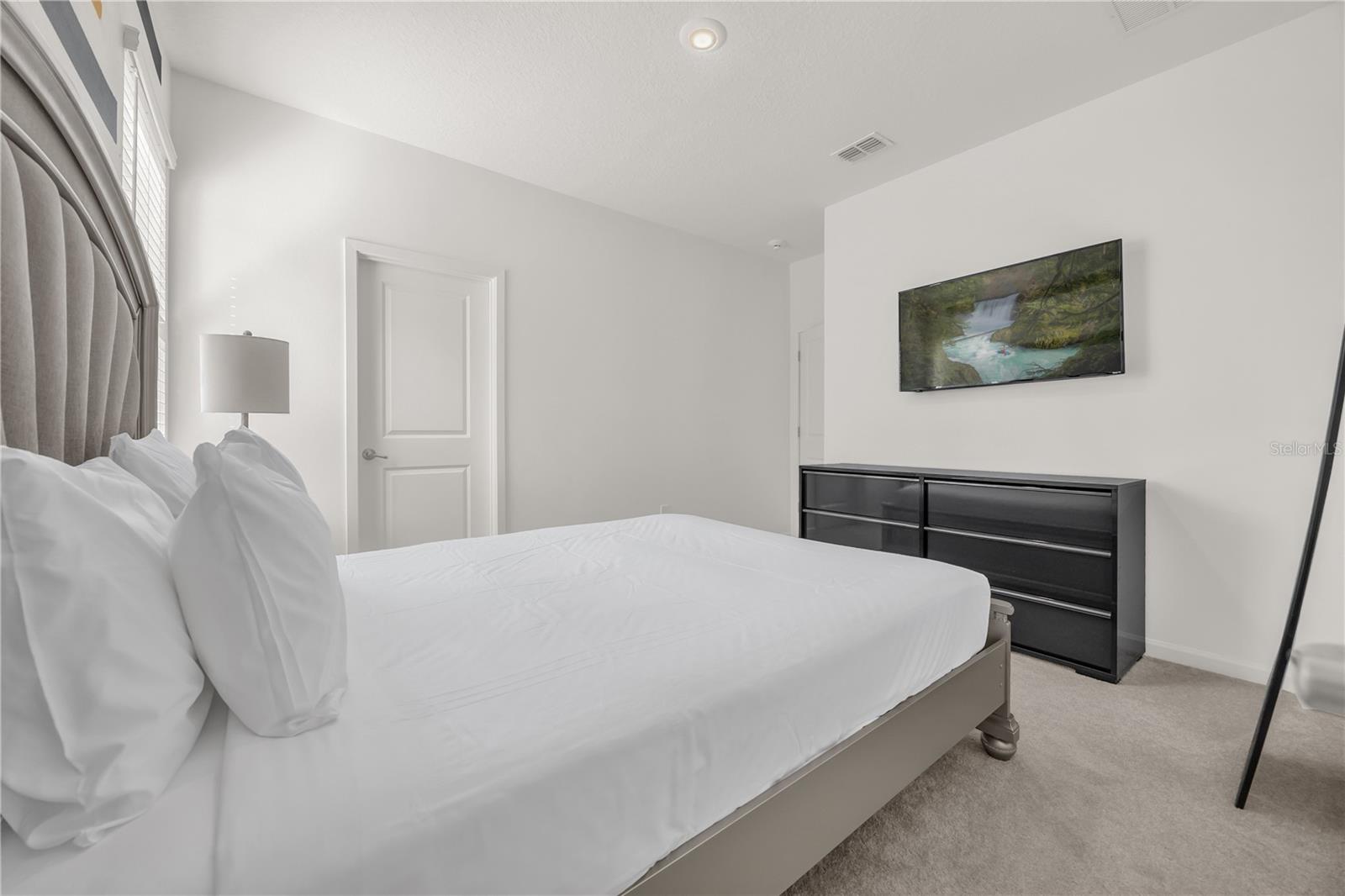 Image 32 of 58 For 2416 Rama Drive