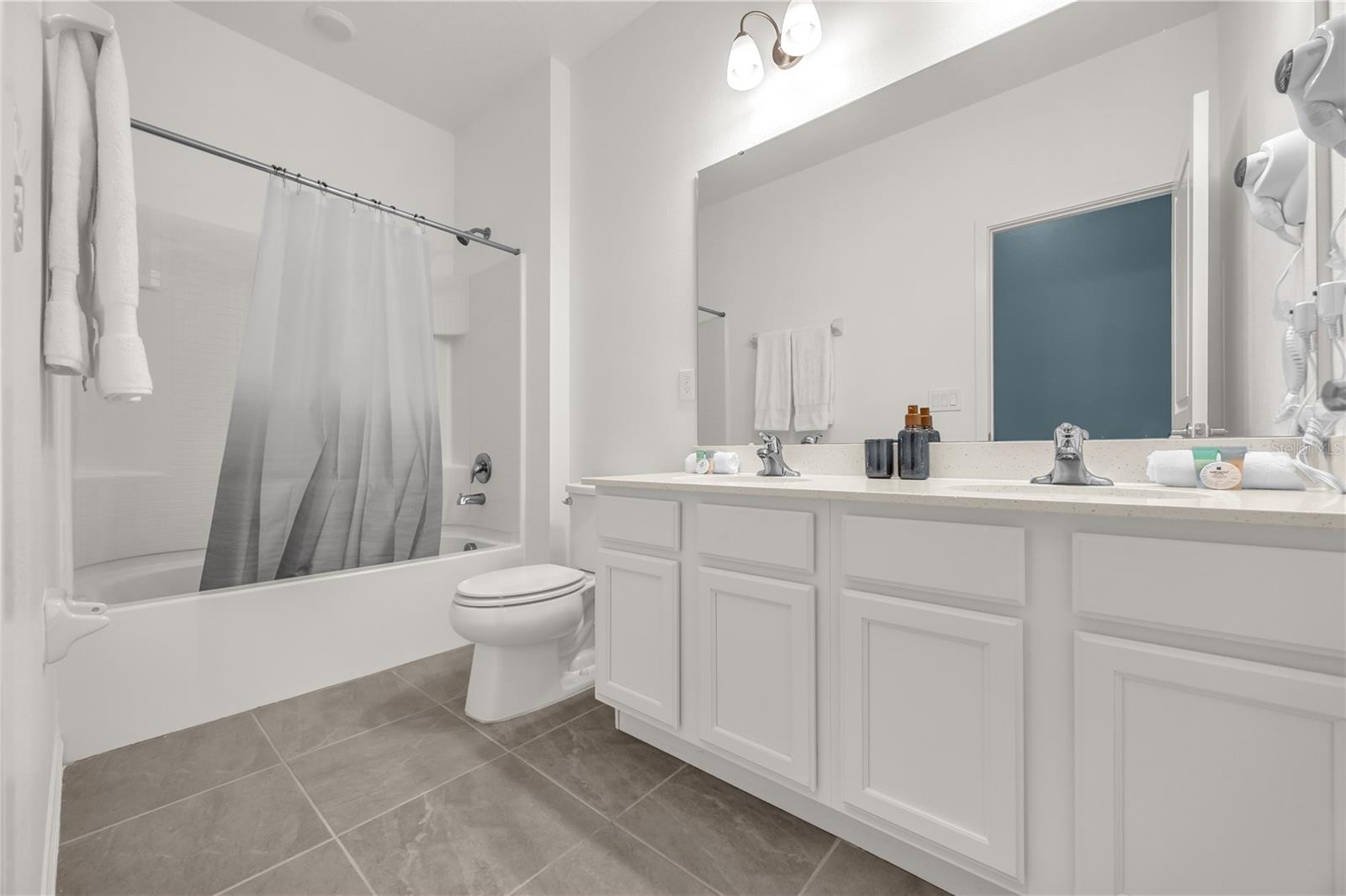 Image 33 of 58 For 2416 Rama Drive