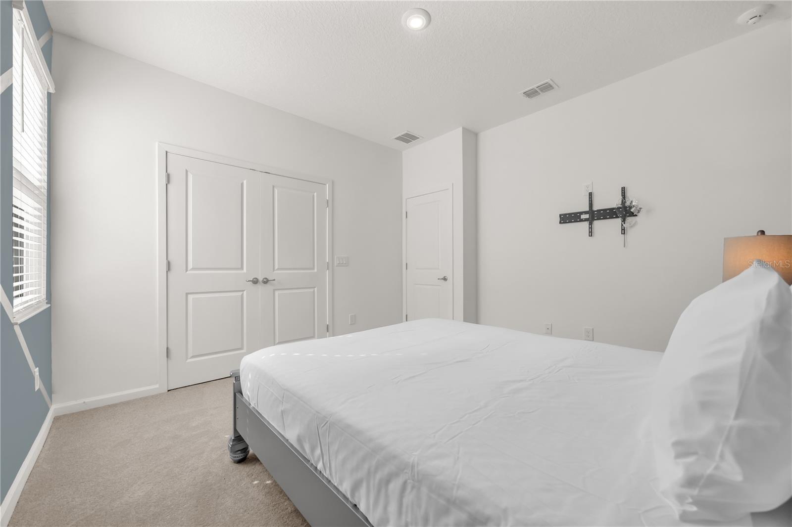 Image 35 of 58 For 2416 Rama Drive