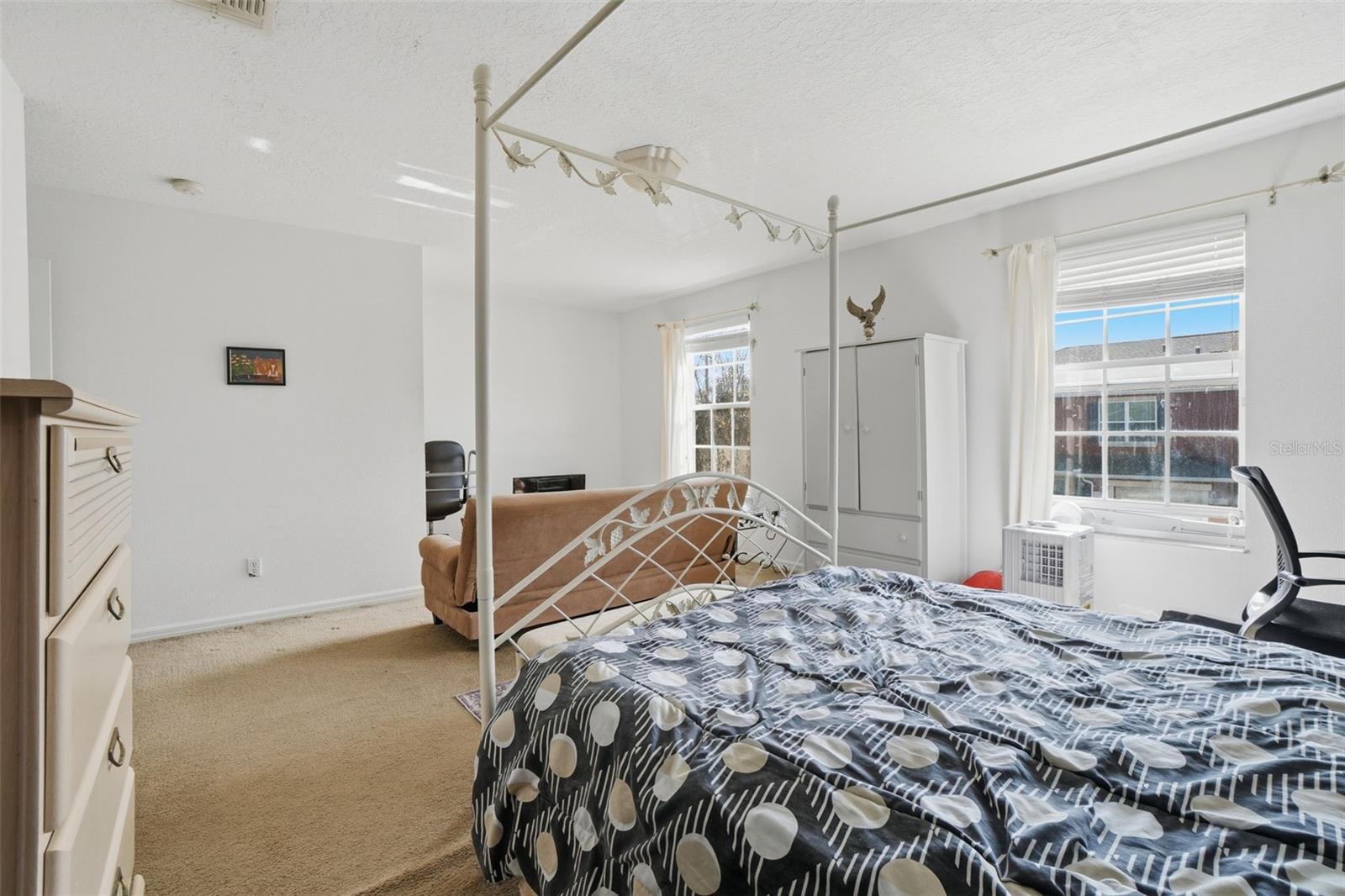 Image 20 of 28 For 668 Cresting Oak Circle 43